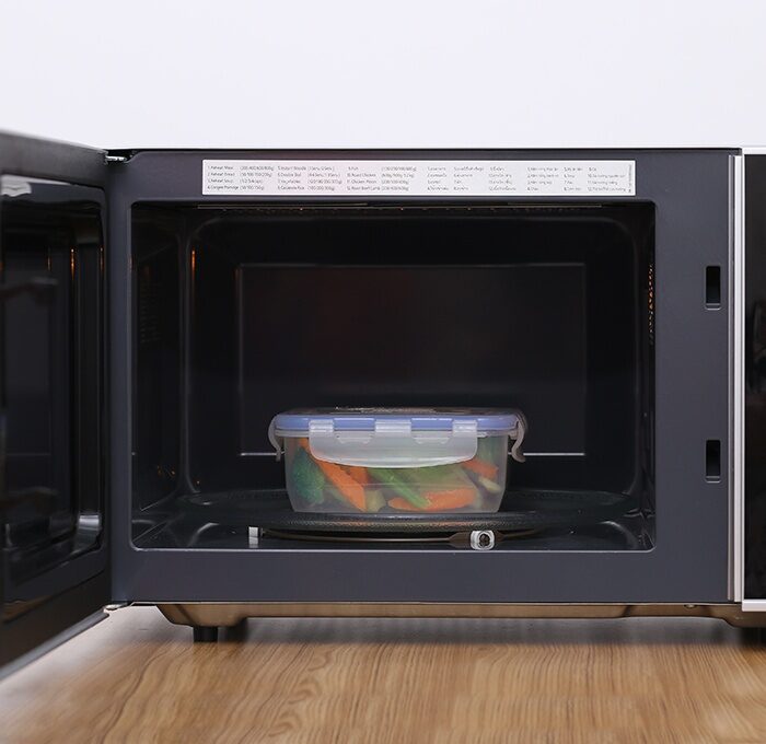 Lò vi sóng Panasonic 23 lít NNGT35HMYUE 23 lít có nướng